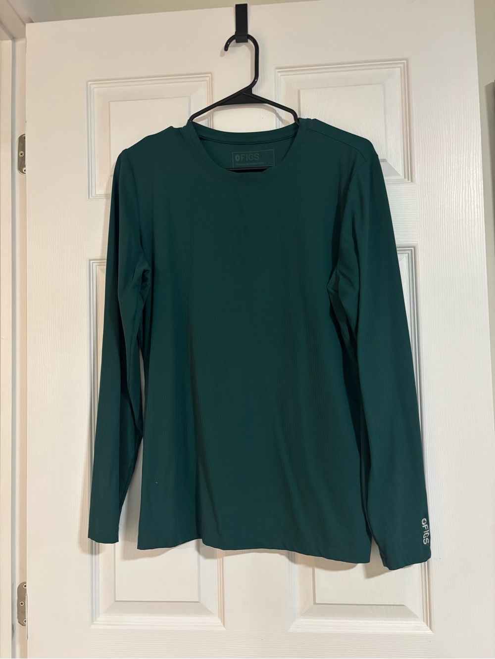 FIGS Women’s Long Sleeve Underscrub in Forest Green